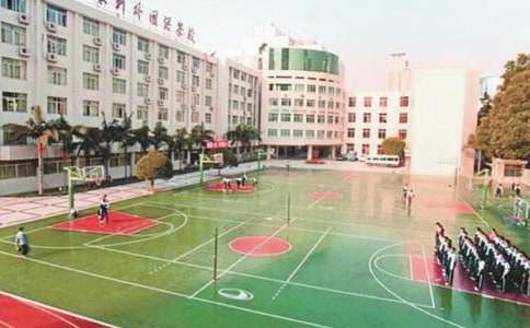 为什么模范教练对篮球发展至关重要_1